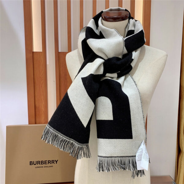 burberry wool jacquard scarf