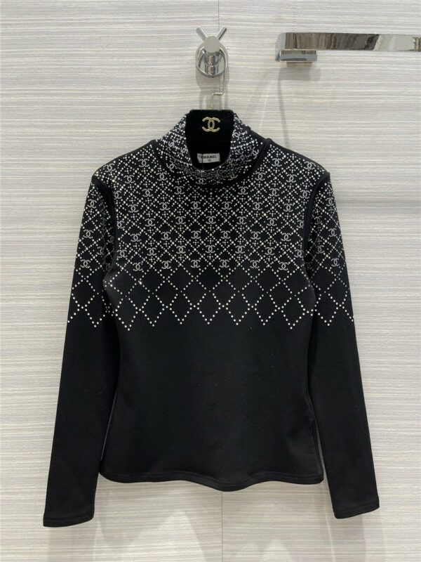 chanel coco neige high neck gradient hot drill top