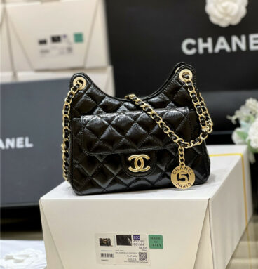 chanel number 5 gold coin tag hobo bag small