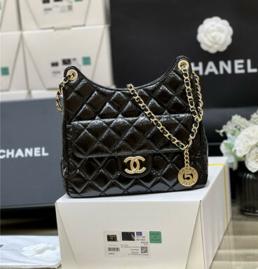 chanel number 5 gold coin tag hobo bag