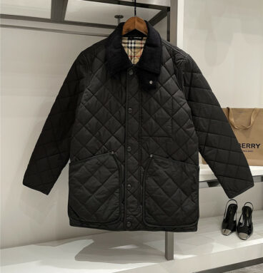 burberry lapel diamond quilted jacket padded jacket