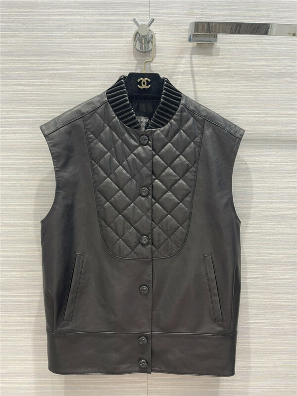 chanel lozenge stitching leather vest