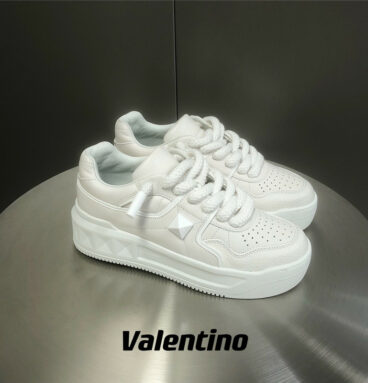 valentino ONE STUD platform sneakers