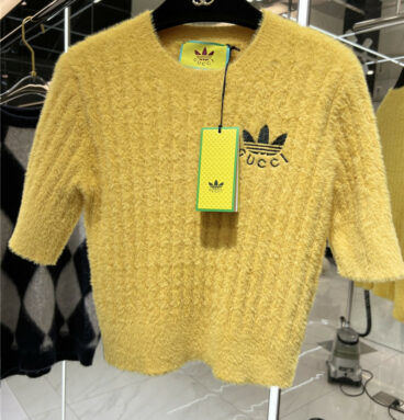 gucci yellow pullover sweater