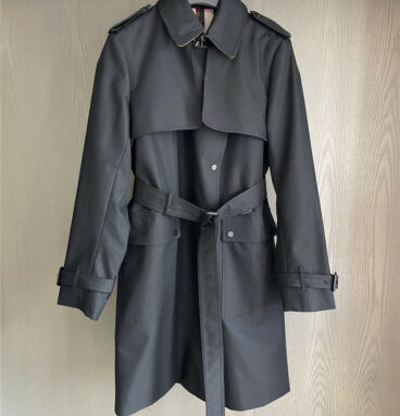 Burberry early spring new classic trench coat
