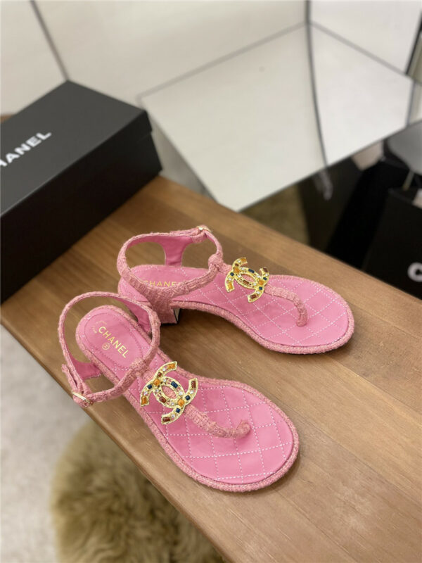 chanel pearl buckle classic thong sandals