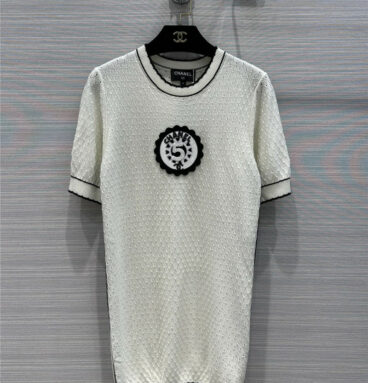 chanel embroidered short sleeve knitted dress