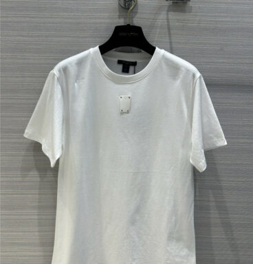 louis vuitton LV new small leather label logo T-shirt