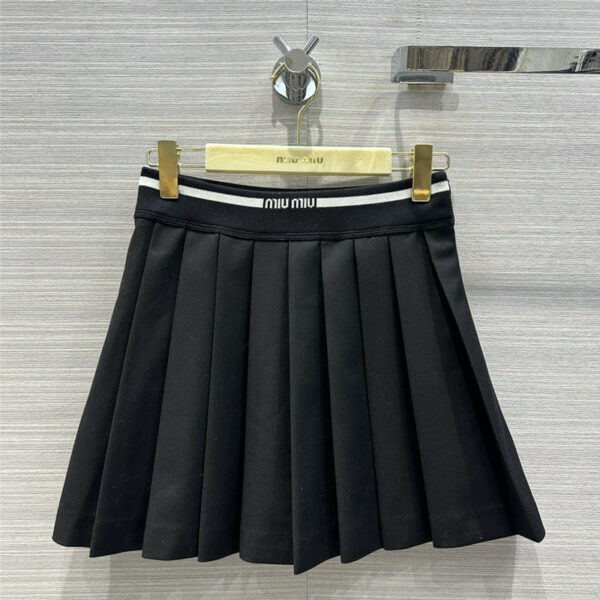 miumiu retro British style super short pleated skirt