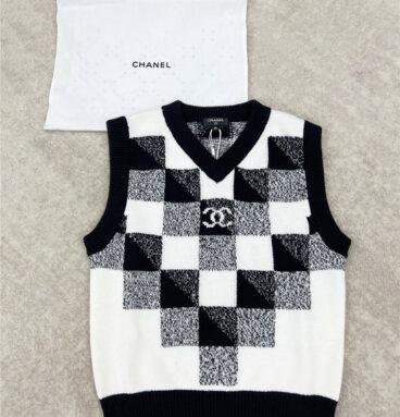 Chanel black and white checkerboard cashmere vest