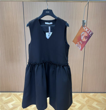 dior early spring new product little black dress
