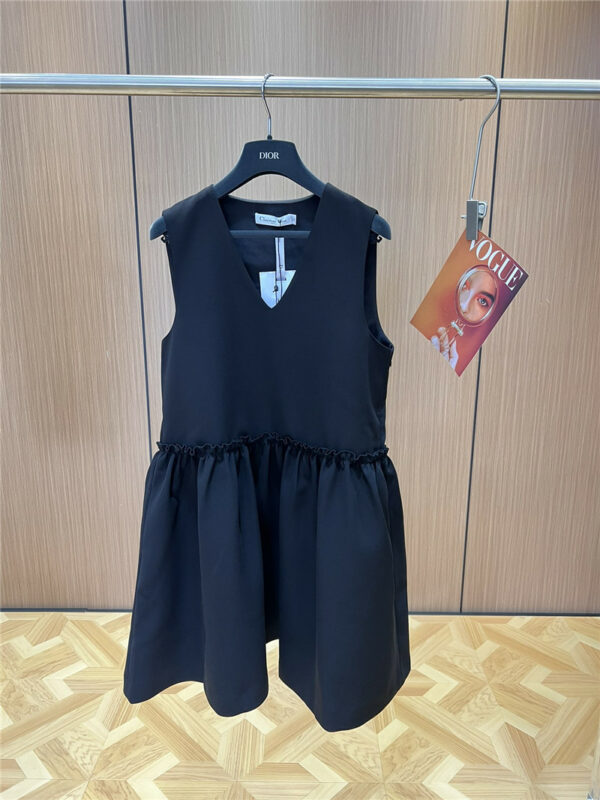 dior early spring new product little black dress