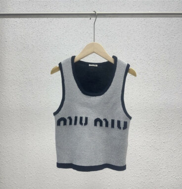 miumiu round neck alphabet vest sweater