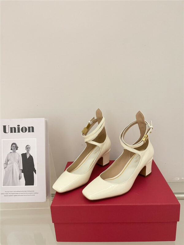 valentino vintage chunky heel shoes