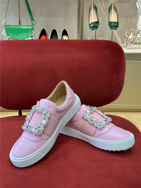Roger vivier light and soft loafers