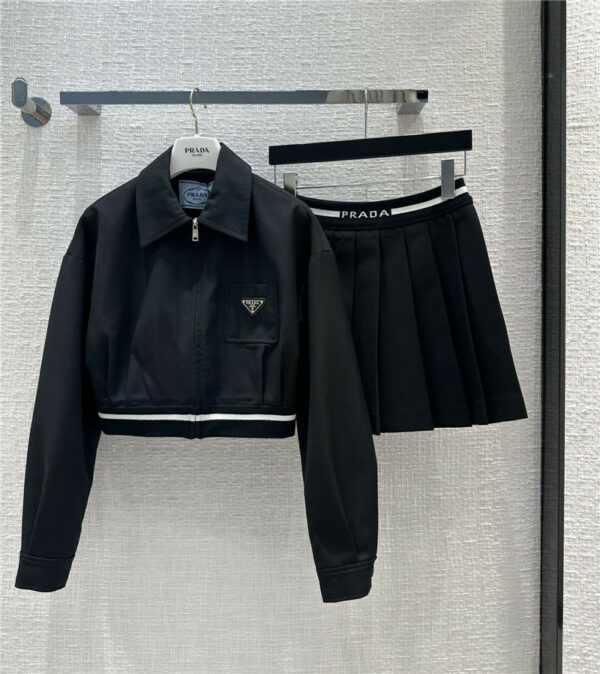 prada retro casual jacket + super short skirt suit