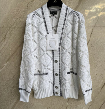 chanel hollow black and white cardigan