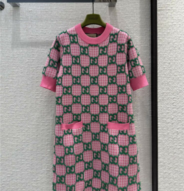 gucci houndstooth short-sleeved knitted dress