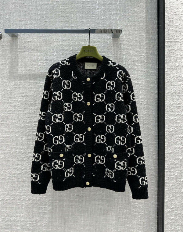 gucci new black and white jacquard knitted cardigan