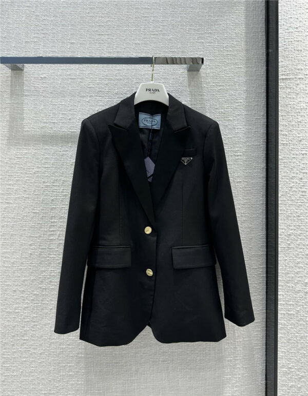 Prada early spring new retro gold buckle black suit