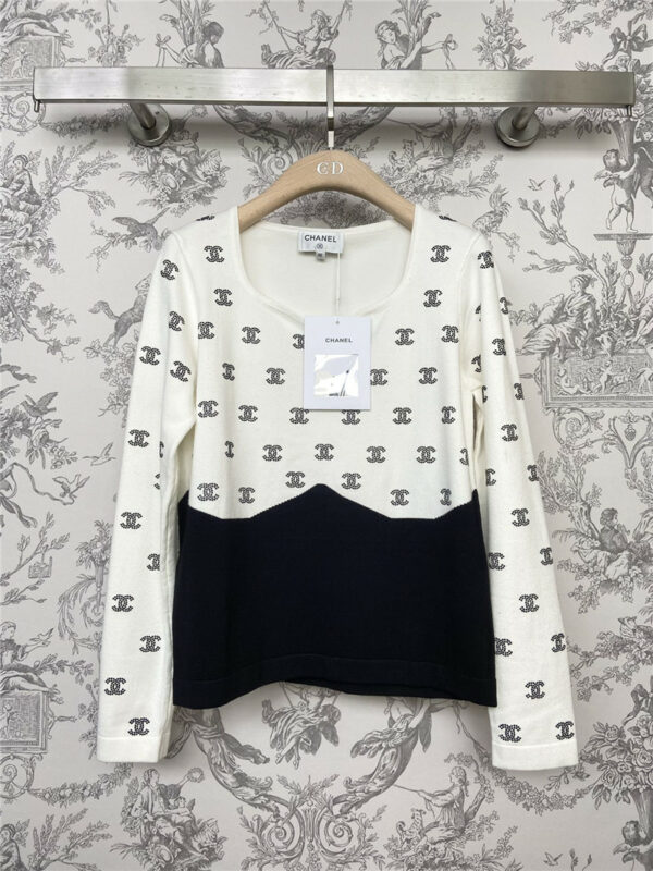 Chanel early spring new large square collar knitted top