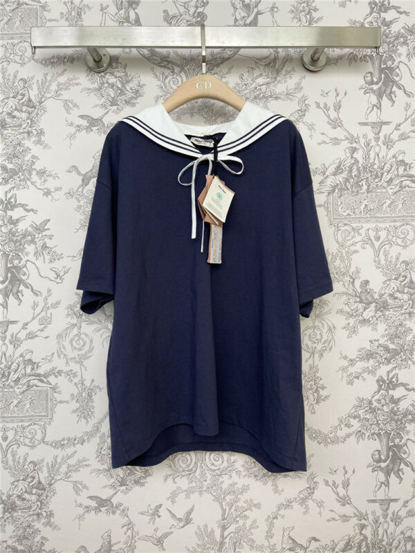 miumiu spring and summer new navy collar T-shirt