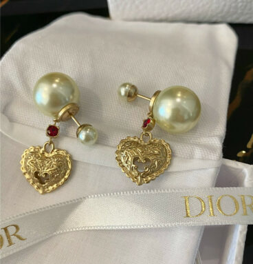 dior limited edition earrings