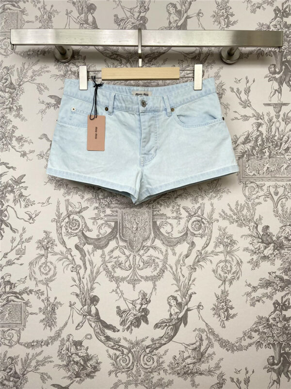 miumiu spring and summer new ultra-short jeans