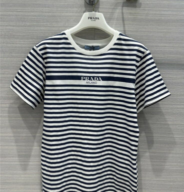 Prada early spring new navy blue striped T-shirt