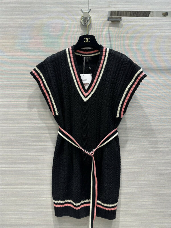 Chanel preppy wool drop shoulder vest vest skirt