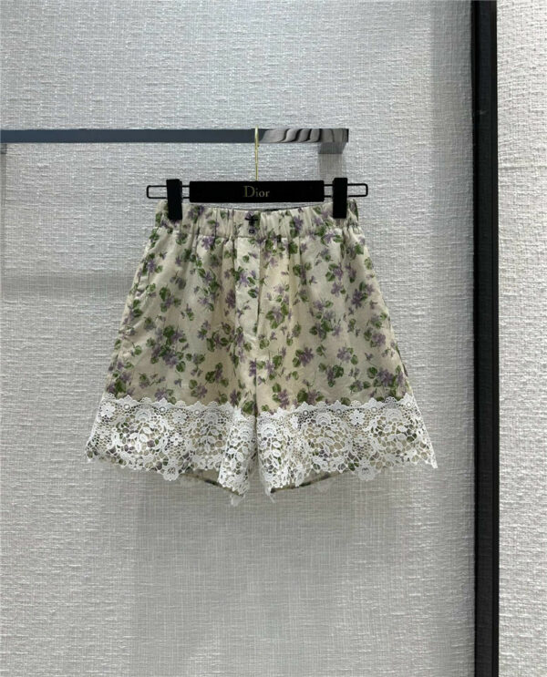 dior CD bee logo embroidered floral shorts
