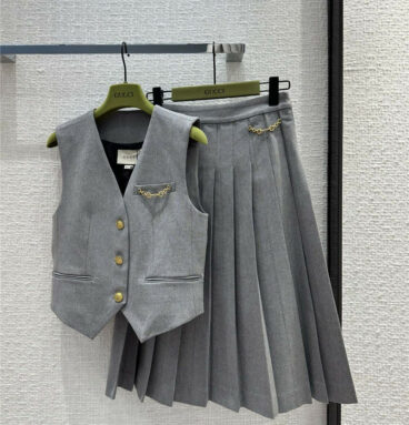 gucci vintage herringbone gray vest suit