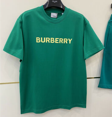 Burberry Vintage Simple Crew Neck Shirt