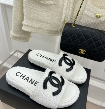 Chanel new big double C lazy slippers