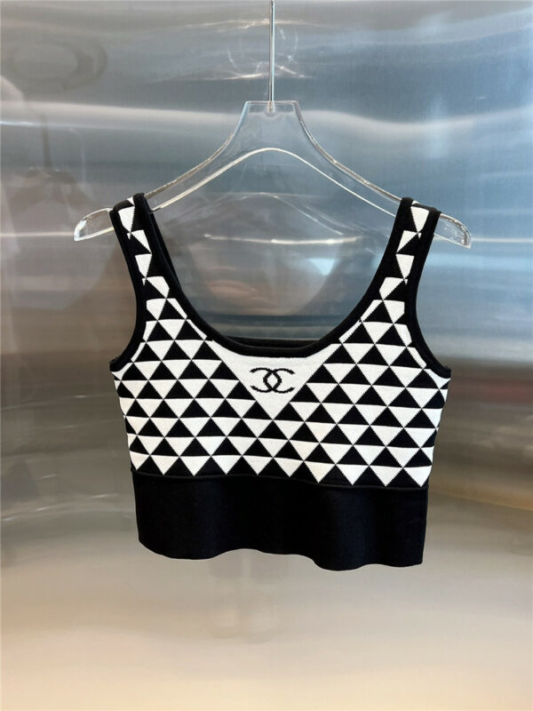 Chanel new black and white contrast rhombus vest
