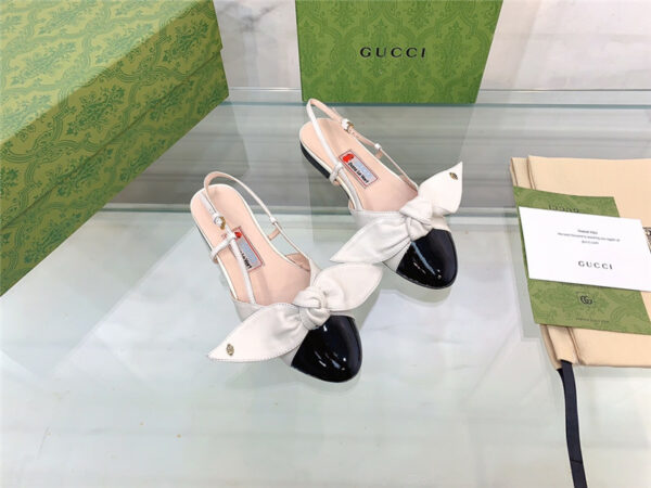 Gucci's latest fashion show big hit bow sandals