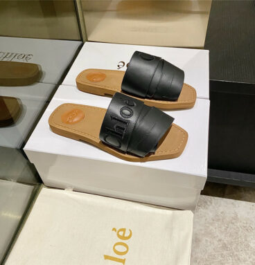 Chloe Crossover Leather Roman Slippers