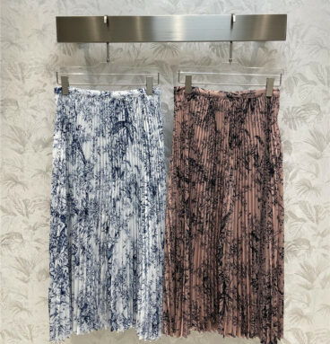 Dior jungle ink printed pleated skirt