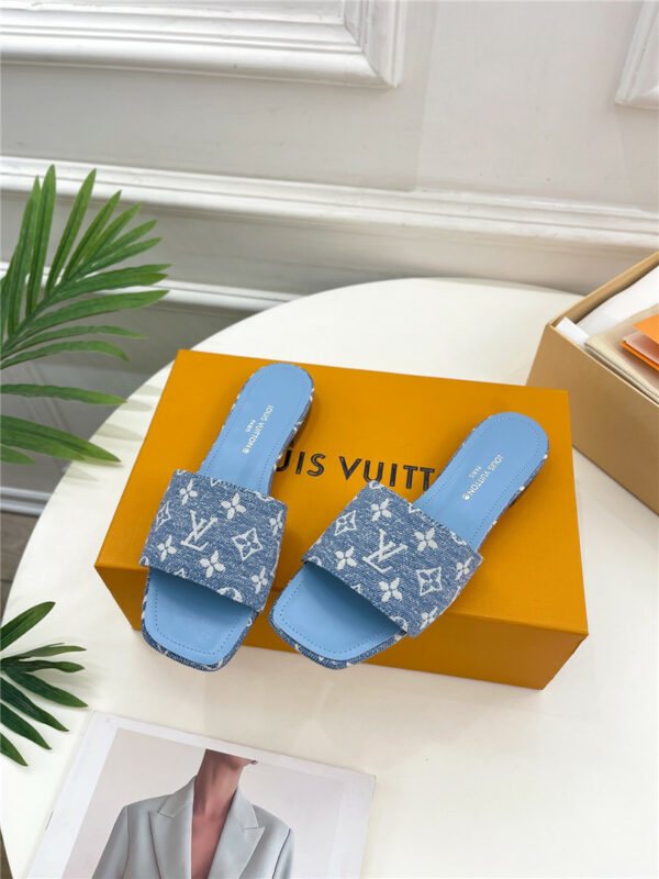 Louis Vuitton LV latest slippers