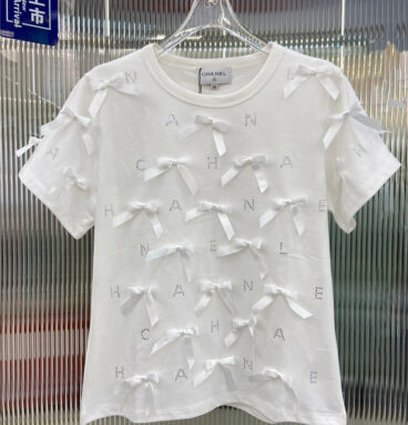 Chanel three-dimensional bow short-sleeved T-shirt