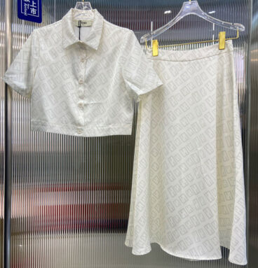 fendi double F letter print short-sleeved skirt suit