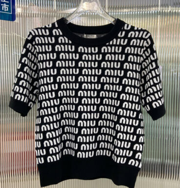miumiu Contrasting Color Letter Knit Short Sleeves