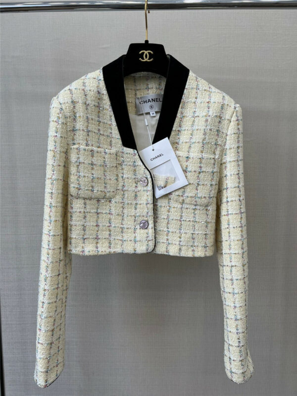 chanel cropped tweed coat
