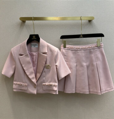 Dior short small suit jacket + pleated skirt suit