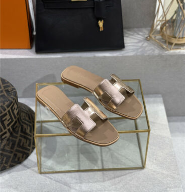 Hermès early spring new color slippers