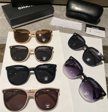Chanel new trendy elegant and generous sunglasses