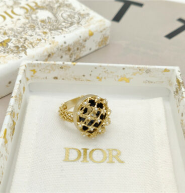 dior early spring new ring