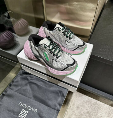 Givenchy spring and summer catwalk new sneakers