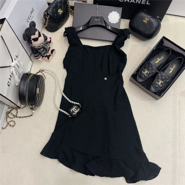 Chanel new spring and summer little black dress