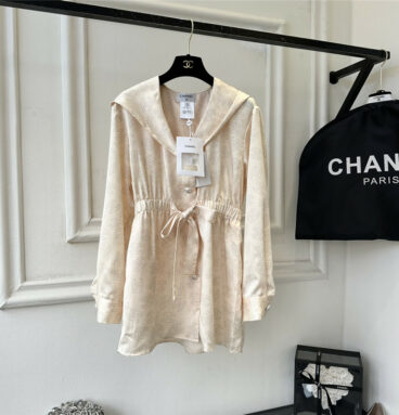 chanel large lapel hooded dress